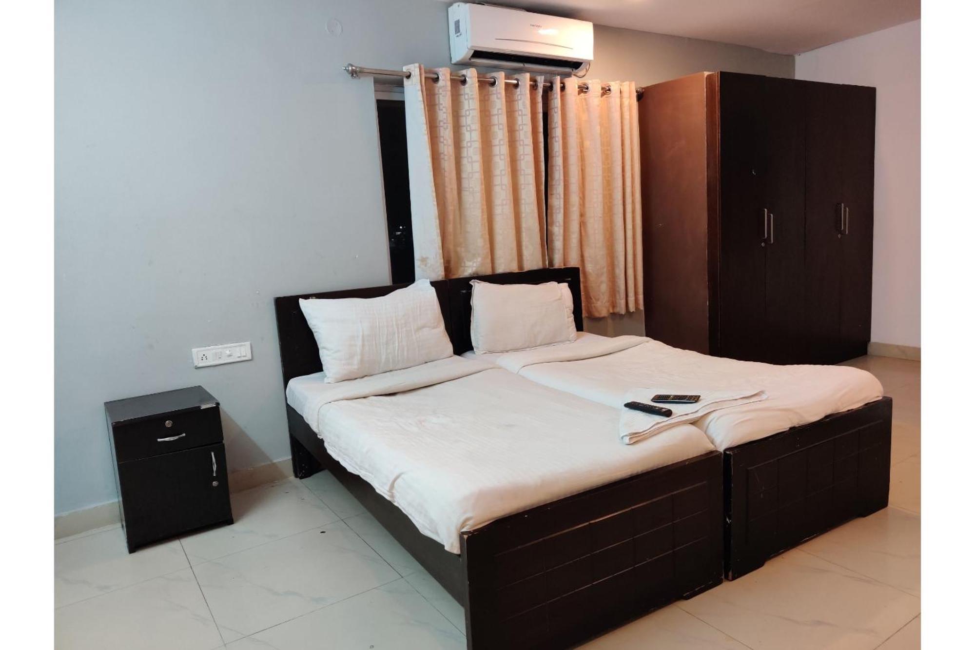 Collection O Jubilee Banjara Suites Hyderabad Exteriör bild
